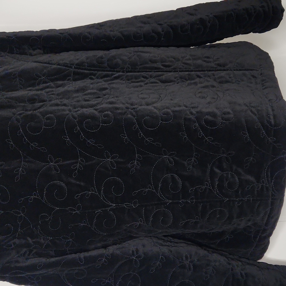 Black velvet quilted  old English Style Winter Jacket. Full Zip Down Whimsigoth - Picture 8 of 13